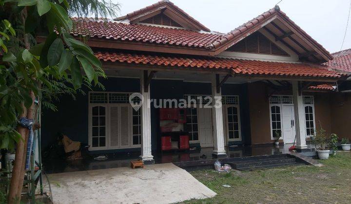 Disewakan Rumah Halaman Luas Di Jatibening Pondok Gede 1