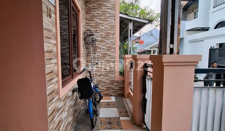 Ready-to-occupy house in Pondok Pekayon Indah, Bekasi. 2