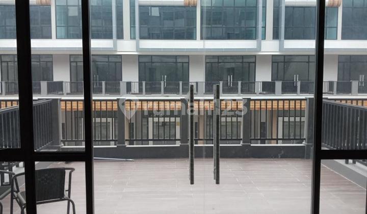 For Rent: Crystal Ruko Sumarecon Bekasi