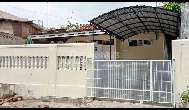 Disewakan Rumah Di Komplek Pondok Bambu Jakarta Timur 1