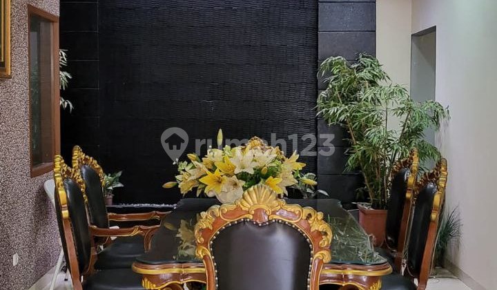 Luxurious 2-Story House in Puri Sriwedari Cibubur 2