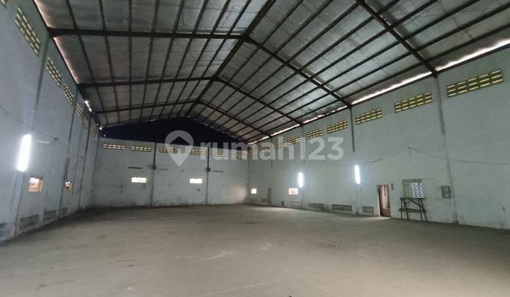 Disewakan Gudang Murah Pinggir Jalan Utama Narogong Siliwangi Rawalumbu Bekasi 1