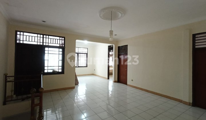 Dijual Rumah 2 Lantai Di Rawamangun Jakarta Timur 2