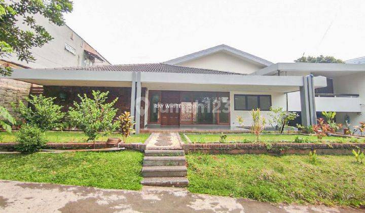 Rumah Mewah Nyaman di Jl Kemang Utara IV 1