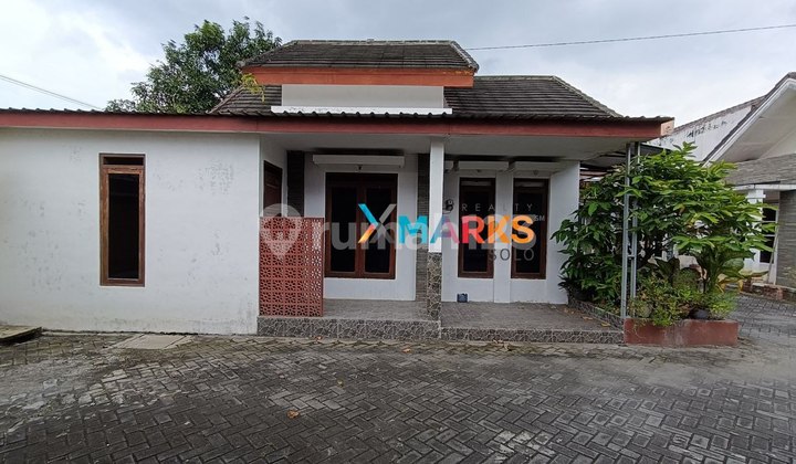 Jual Rumah Cluster Mungil Murah Cocok Kelg Kecil di Area Colomadu