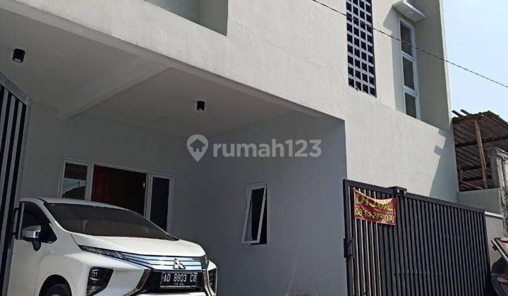 For Sale Rumah Cantik  Siap Huni lokasi Di Fajar Indah, Colomadu 1