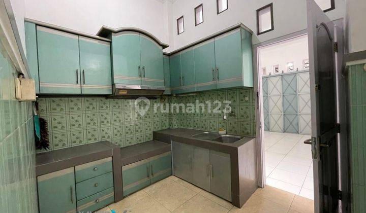 Rumah Sewa 2lt Cantik Siap Huni, Juga Bisa Utk Usaha di Solo Baru 2