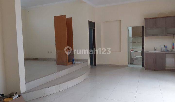 Dijual Rumah Megah Di Kawasan Super Tenang Jajar, Solo 2