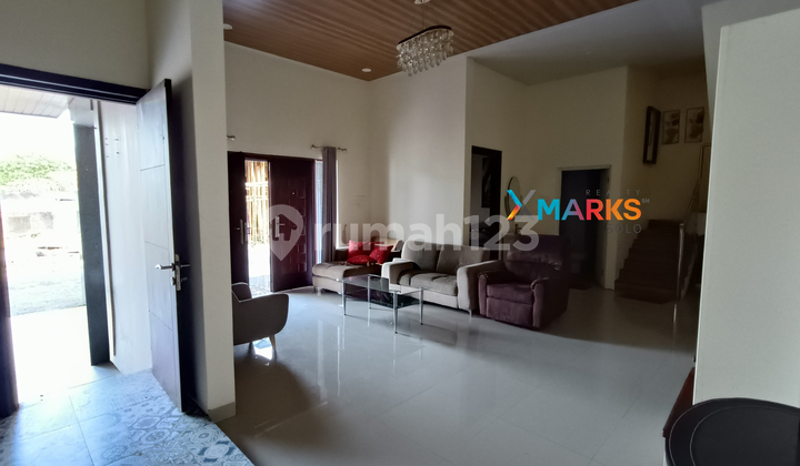 Affordable Fully Furnished House for Rent in Grogol Area, Just Bring Your Luggage 1