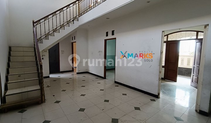 Rumah HooK Lokasi Strategis Di Area Perumahan Baturan Colomadu