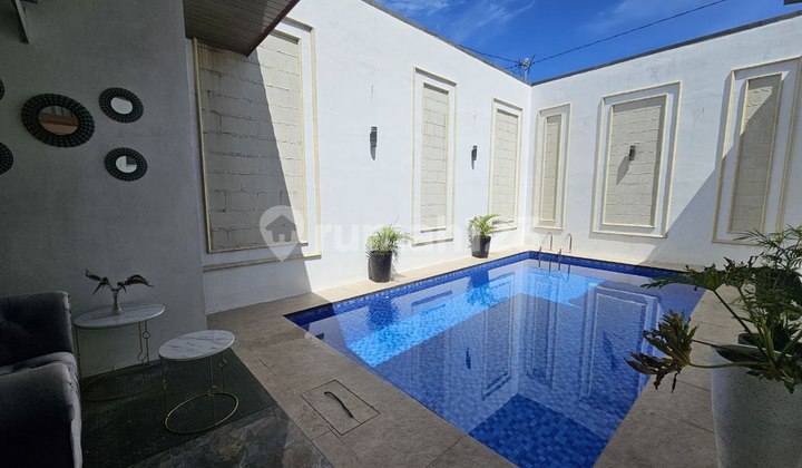 Very Cool Awesome House in Sumber With Swimming Pool, Definitely Happy Very Cool Awesome House in Sumber With Swimming Pool, Definitely Happy