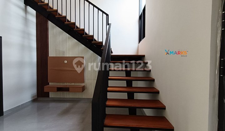 Rumah Murah Baru dan Modern di Solo Baru,cuma 1 menit dari Mall