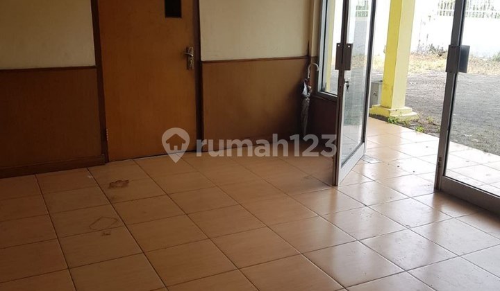 Suitable for Business, Commercial Space for Rent in the Busy Banjarsari Area Suitable for Business, Commercial Space for Rent in the Busy Banjarsari Area