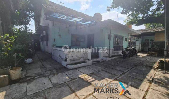 Tanah Bonus Rumah Cocok Usaha Guesthouse di Daerah Super Ramai 1