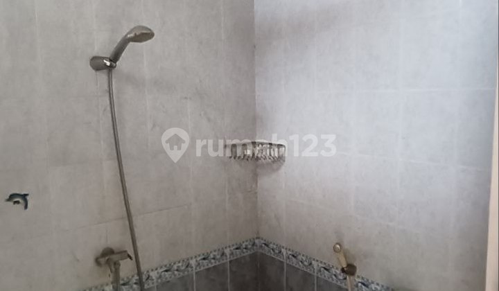 HooK House Strategic Location in Baturan Colomadu Residential Area 2