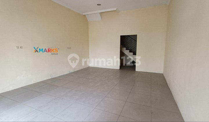 Ruko 2lt Dekat Perumahan&Sekolah Internasional, Usaha Pasti Cuan  1