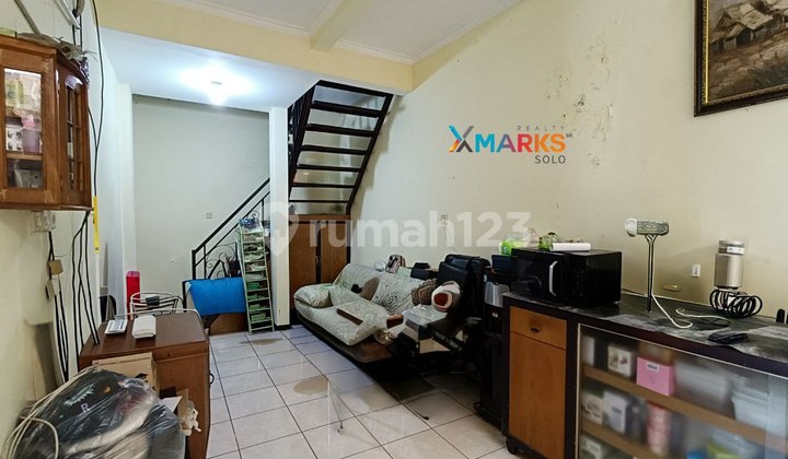 Rumah Siap Huni Lokasi Strategis di Area Baturan Fajar Indah, Nego Sampai Jadi