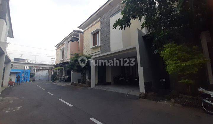 Rumah Baru Minimalis Full Furnish Tengah Kota Solo, Sisa 1 Unit  2