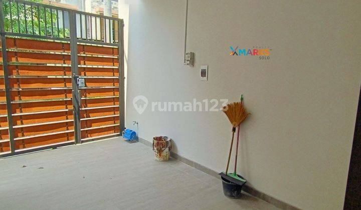 Sewa Rumah Baru Modern Minimalis,hanya 2 Menit Ke Pusat Solo Baru 2