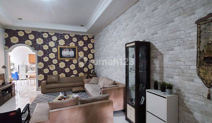 Dijual Rumah Modern Terawat Terbaik di Antapani Kota Bandung 2