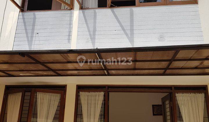 Disewa Rumah Murah Luas 5 Kamar Semi Furnished di Setiabudi Bandung 1