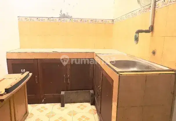 Disewa Rumah Modern Luas 5 Kamar Bagus Di Supratman Bandung 2