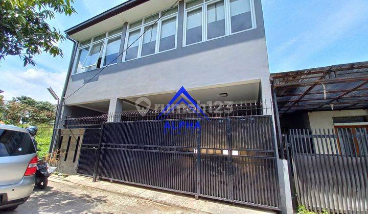 Dijual Rumah Modern Luas Terawat Bagus Di Antapani Bandung 2