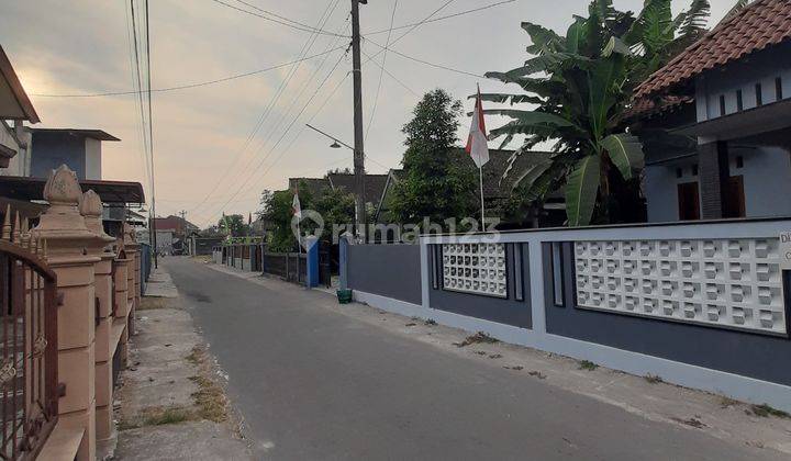 Rumah Bagus 4 Kamar Tidur Jalan Kabupaten Tepi Jalan Aspal Pemukiman  2