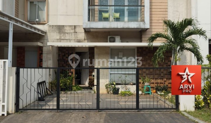 For Sale 2-Story House in Cherry Ville Cluster, Grand Wisata Bekasi