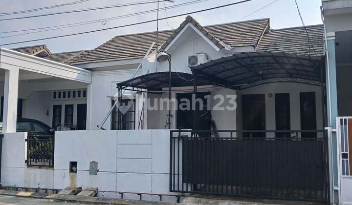 Dijual Rumah Asri Nyaman di Perum Grand Residence Bekasi Timur