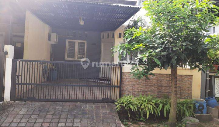 Dijual Rumah Bagus 1 1/2 Lantai di Taman Century Bekasi 1