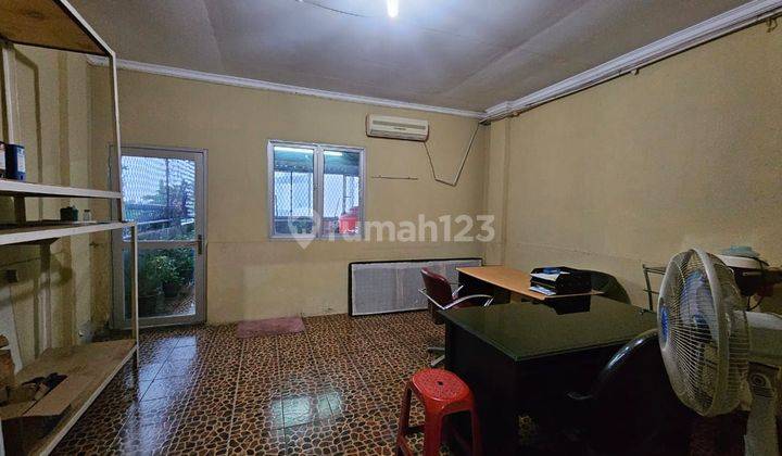 Dijual Ruko 3 Lantai Pinggir Jalan Raya Di Cibinong, Bogor 2