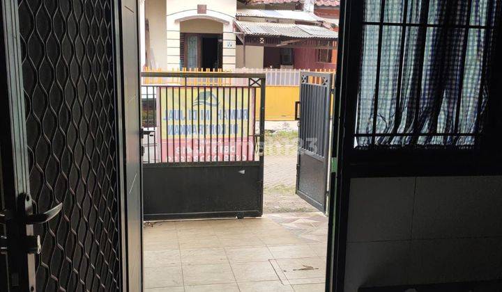 garasi/carport dijual rumah hook di perum