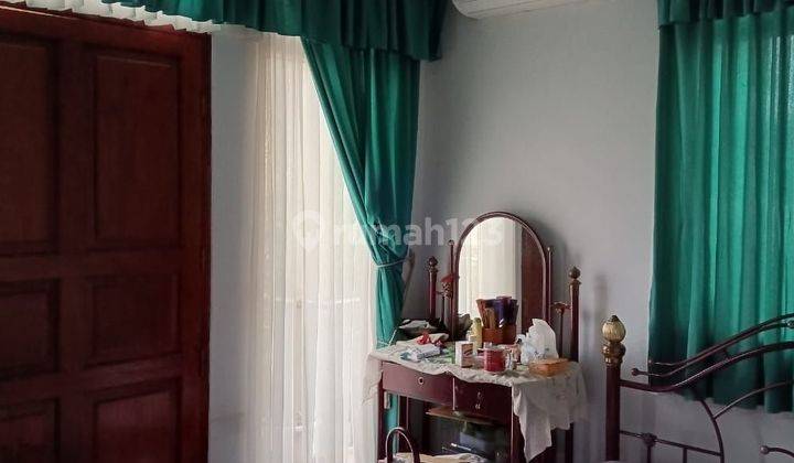 foto lainnya dijual rumah 2 lantai di