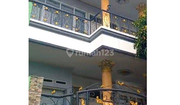 Dijual Rumah Bagus 3 Lantai di Kranggan Cibubur 1