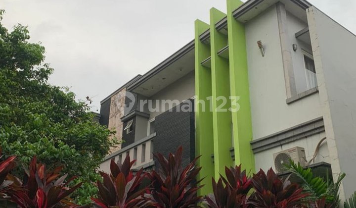 Dijual Rumah 2 Lt Semifurnish di Kemang Pratama Bekasi Dijual Rumah 2 Lt Semifurnish di Kemang Pratama Bekasi
