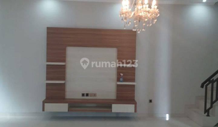 Dijual Rumah 3 Lantai Di Jatiranggon Jatisampurna, Bekasi 2