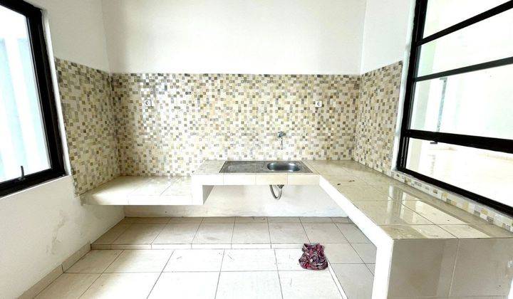 Disewakan Rumah Helconia Di Kota Harapan Indah Bekasi 2