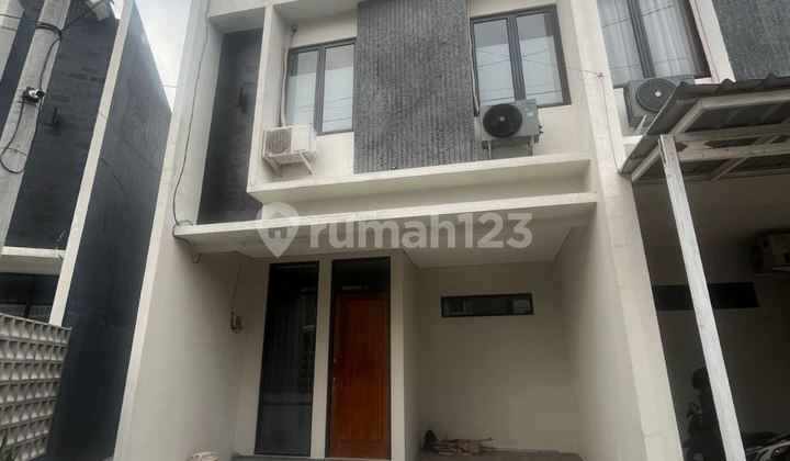 For Sale 2-Story House in Mekarsari Cimanggis, Depok City