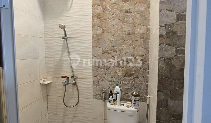 Dijual Rumah Bagus Semi Furnished di Kemang Pratama Bekasi