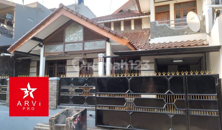 Dijual Rumah Bagus 2 Lantai di Duren Sawit Jakarta Timur Dijual Rumah Bagus 2 Lantai di Duren Sawit Jakarta Timur