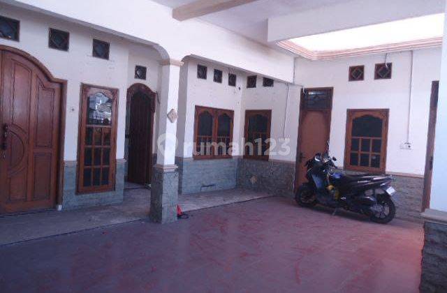 Disewakan Rumah 2 Lt Di Jl. Raya Pondok Kopi Jakarta Timur 1