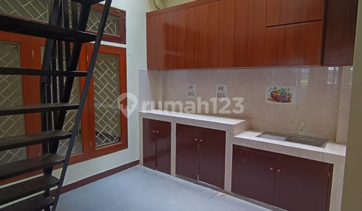 Disewakan Rumah Strategis Baru Renov Di Jatibening Estate Bekasi 2
