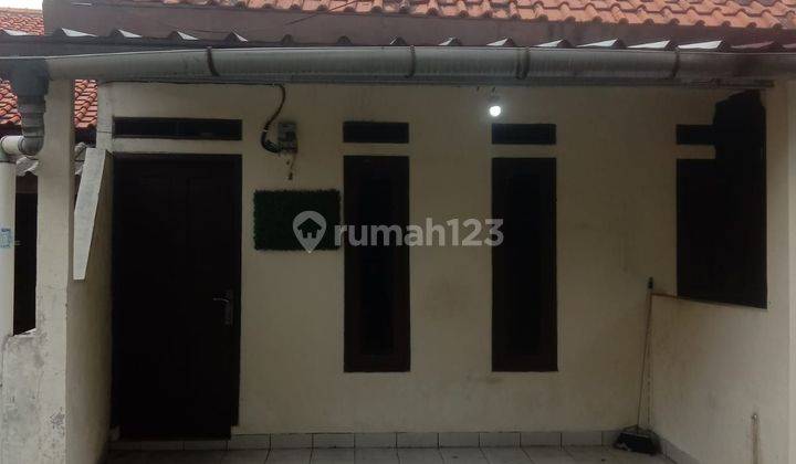 Rumah di sewa cinere 1