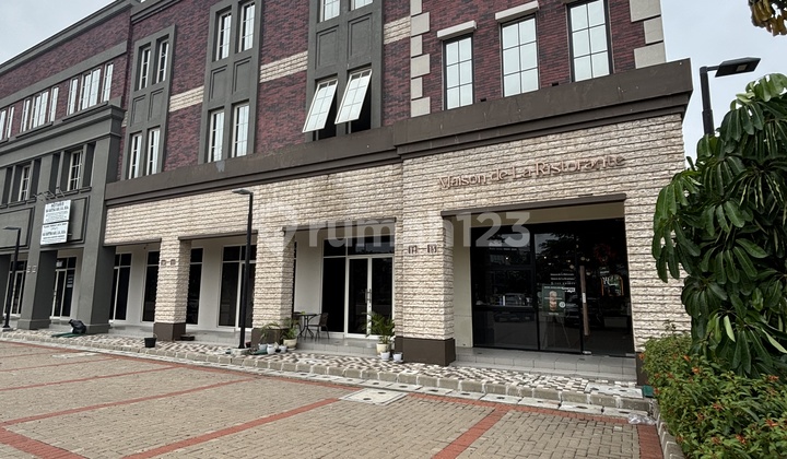 Rukan Full Furnish Siap Beroperasional Resto / Coffe Shop Peralatan Lengkap & Lt.3 Untuk Tinggal - Rukan / Ruko Boston Riverview Hoekpik2  2