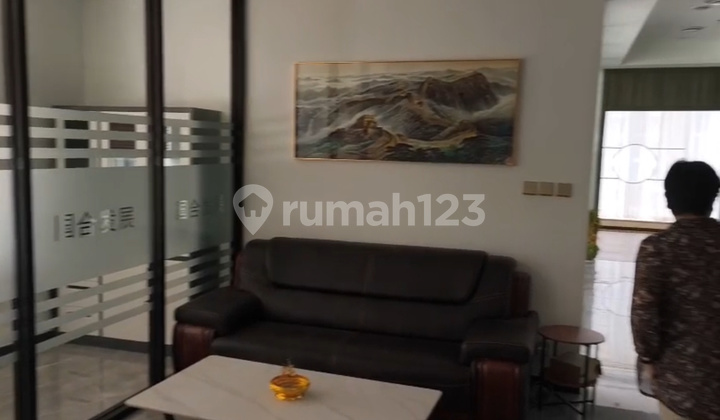 UK.281m Furnish Gold Coast Office Pik - City View - Ready to Use