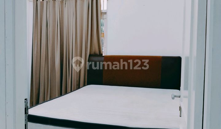 Spacious House 7 Minutes to Rawa Buntu Station, 3 New AC Units Available Spacious House 7 Minutes to Rawa Buntu Station, 3 New AC Units Available