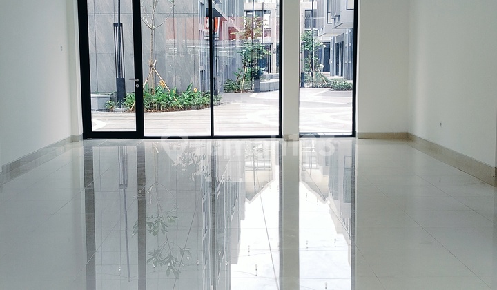 Ruko Besar dan Bagus Lebar 6 Meter Panjang 15 Meter 2