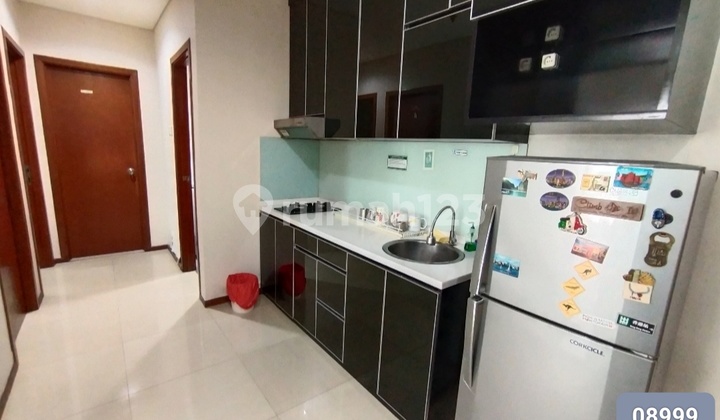 Apartment Unit Near Shopping Mall and Office Area 2