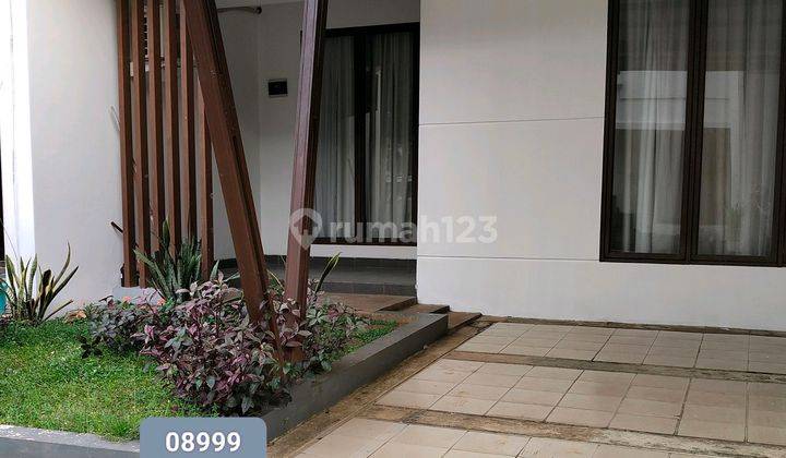 Rumah Sewa Yang Menyediakan 4+1 Kamar Tidur 1